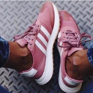 Adidas Womens Flashback Blush Pink Leather And Suede Running Shoes Size 7